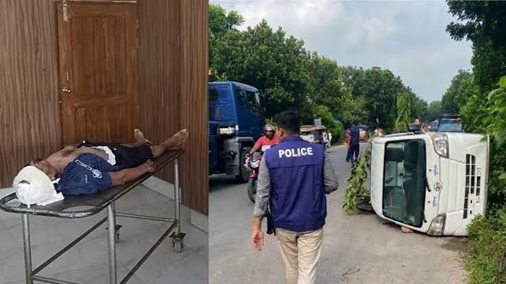 শিশুকে বাঁচাতে গিয়ে পুলিশের পিকআপ উল্টে সদস্য নিহত, আহত ১০
