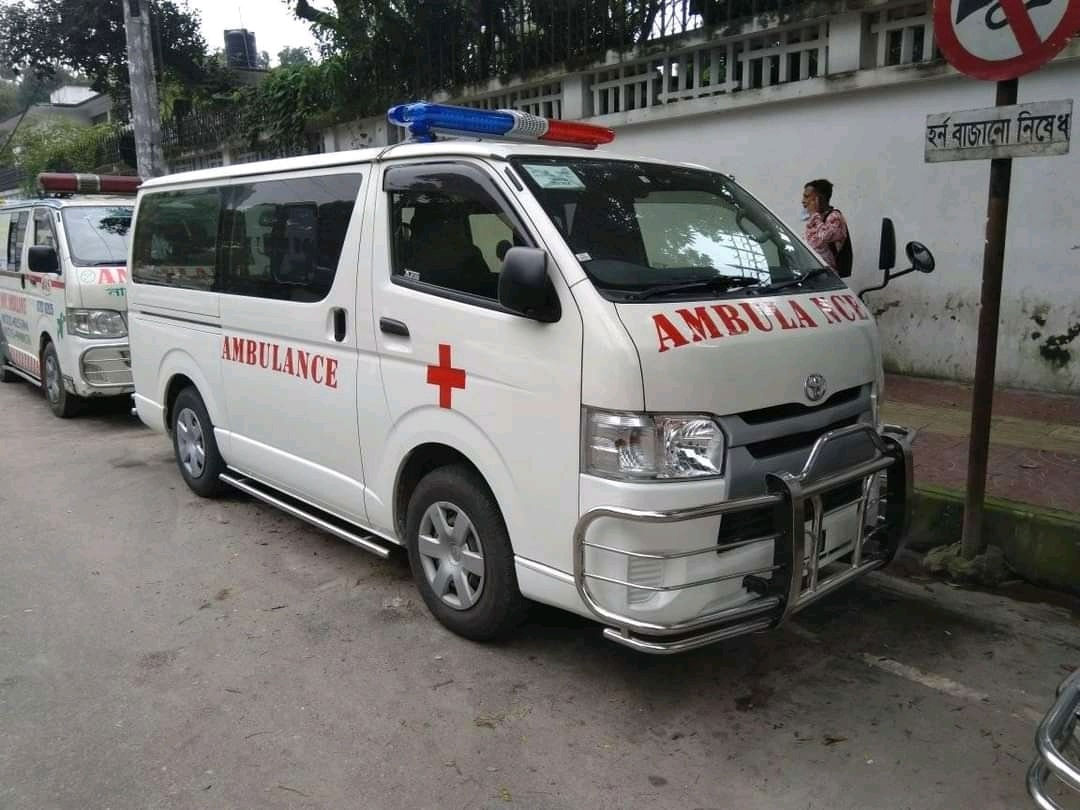 দালালদের দৌরাত্ম্যে বন্ধ অ্যাম্বুলেন্স সেবার অ্যাপ ‘সমাধান’, আবারও জিম্মি রোগীরা