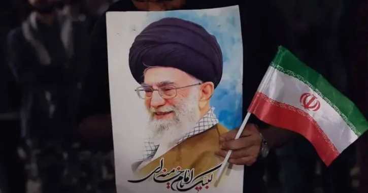 ইরানের সর্বোচ্চ ধর্মীয় নেতা খামেনি নিহত, ৪০ দিনের রাষ্ট্রীয় শোক ঘোষণা