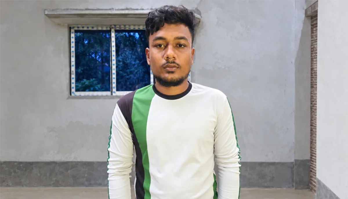 ‘একটা স্নাইপারের অভাব ছিল’ মন্তব্যে আটক: ছেড়ে দেওয়া হলো যুবকের বাবাকে