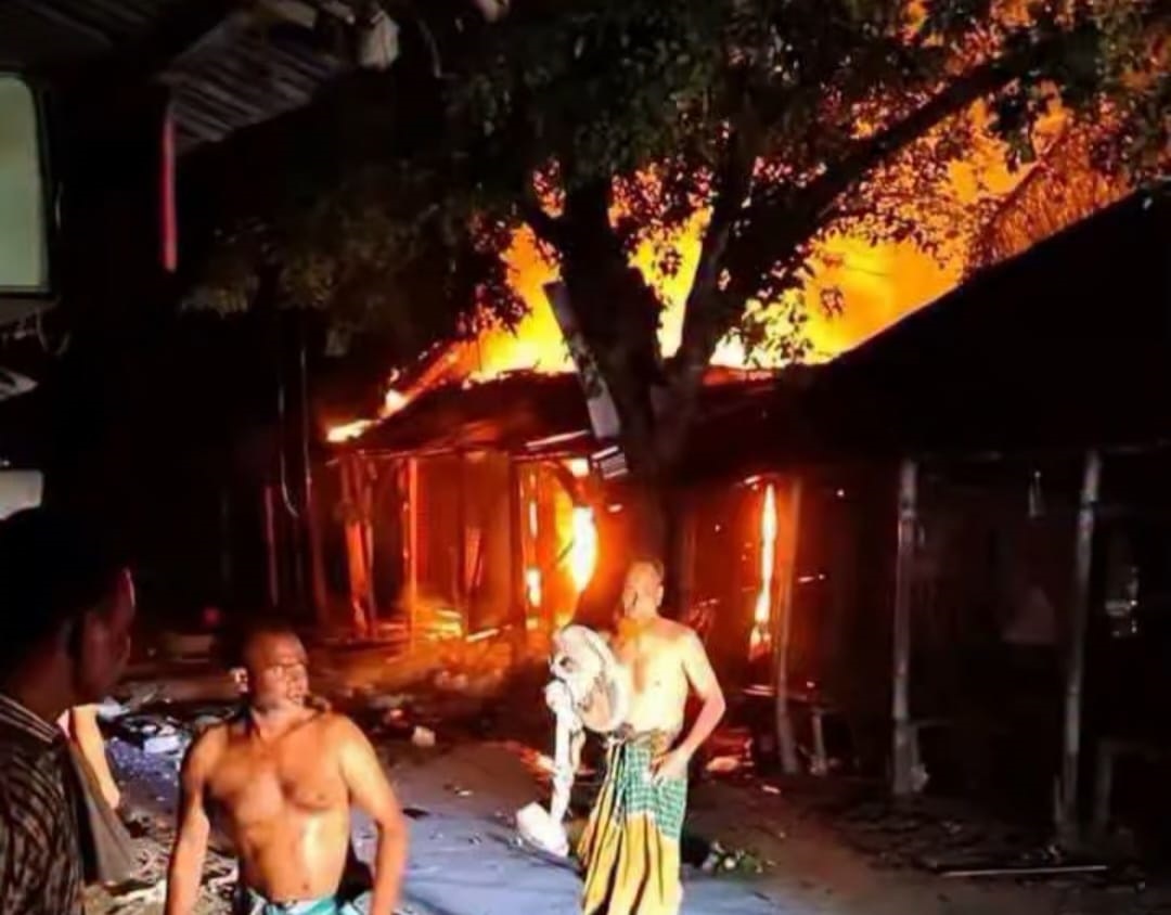 আলফাডাঙ্গায় অগ্নিকান্ডে ব্যাপক ক্ষয়-ক্ষতি, গ্যাস সিলিন্ডার বিস্ফোরণে ১জনের মৃত্যু 