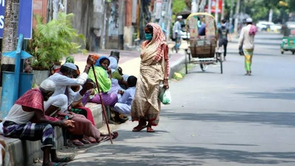 চলতি বছর দেশে দরিদ্র মানুষের সংখ্যা বেড়েছে