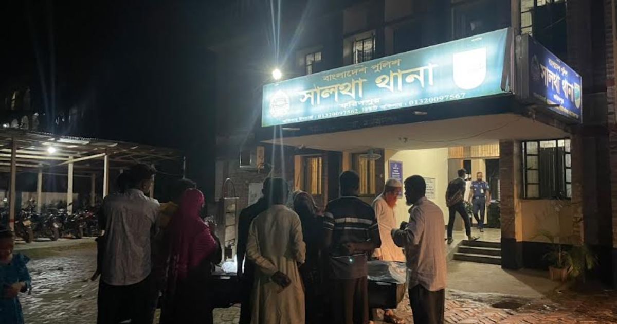 সালথায় গৃহবধূর ঝুলন্ত মরদেহ উদ্ধার, মৃত্যুর কারণ নিয়ে রহস্য