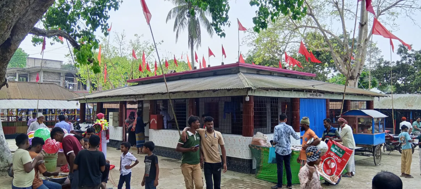 বোয়ালমারীতে প্রশাসনকে না জানিয়ে ঐতিহ্যবাহী কাটাগর মেলার মাঠ নিলামে বিক্রি