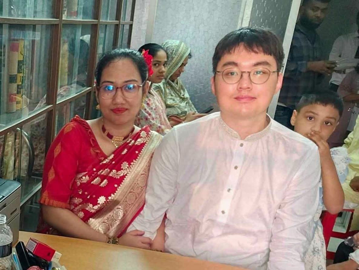 প্রেমের টানে দক্ষিণ কোরিয়া থেকে লালমনিরহাটে, ইসলাম গ্রহণের পর মারিয়াকে বিয়ে করলেন, কোরিয়ান যুবক