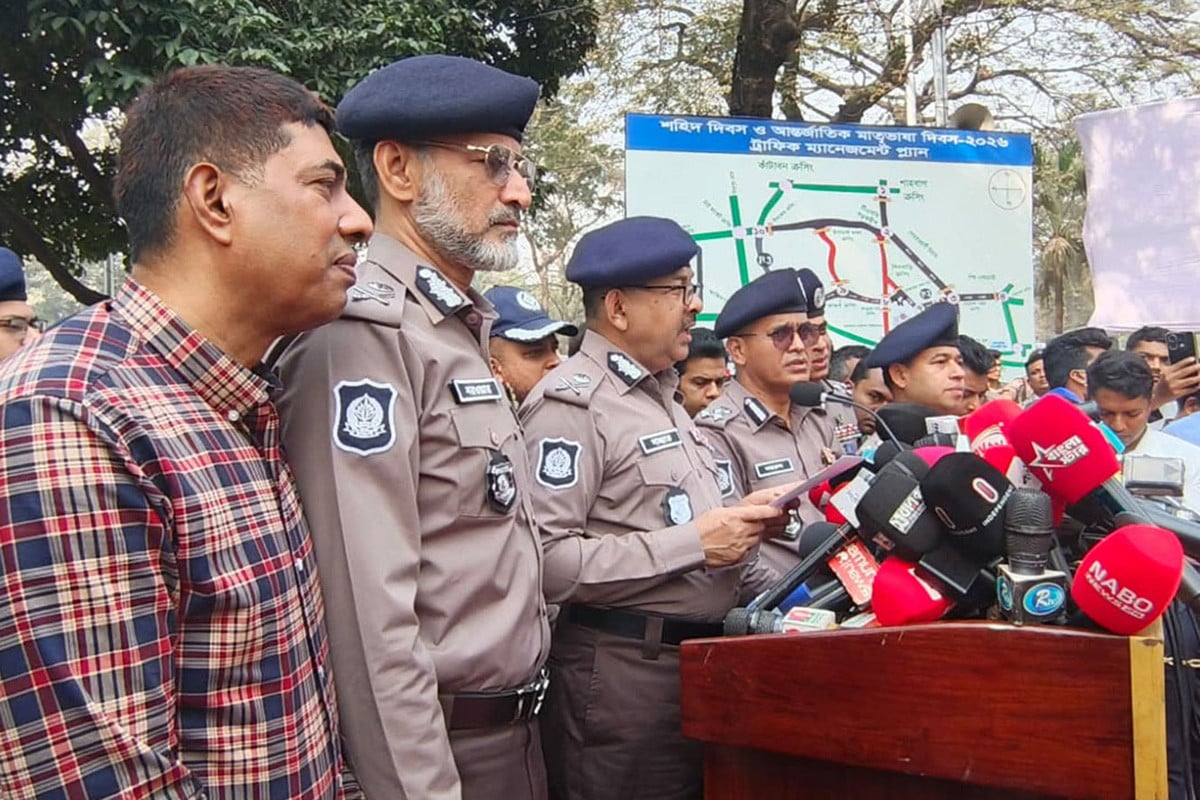 একুশে ফেব্রুয়ারি ঘিরে কোনো নিরাপত্তা শঙ্কা নেই: ডিএমপি কমিশনার