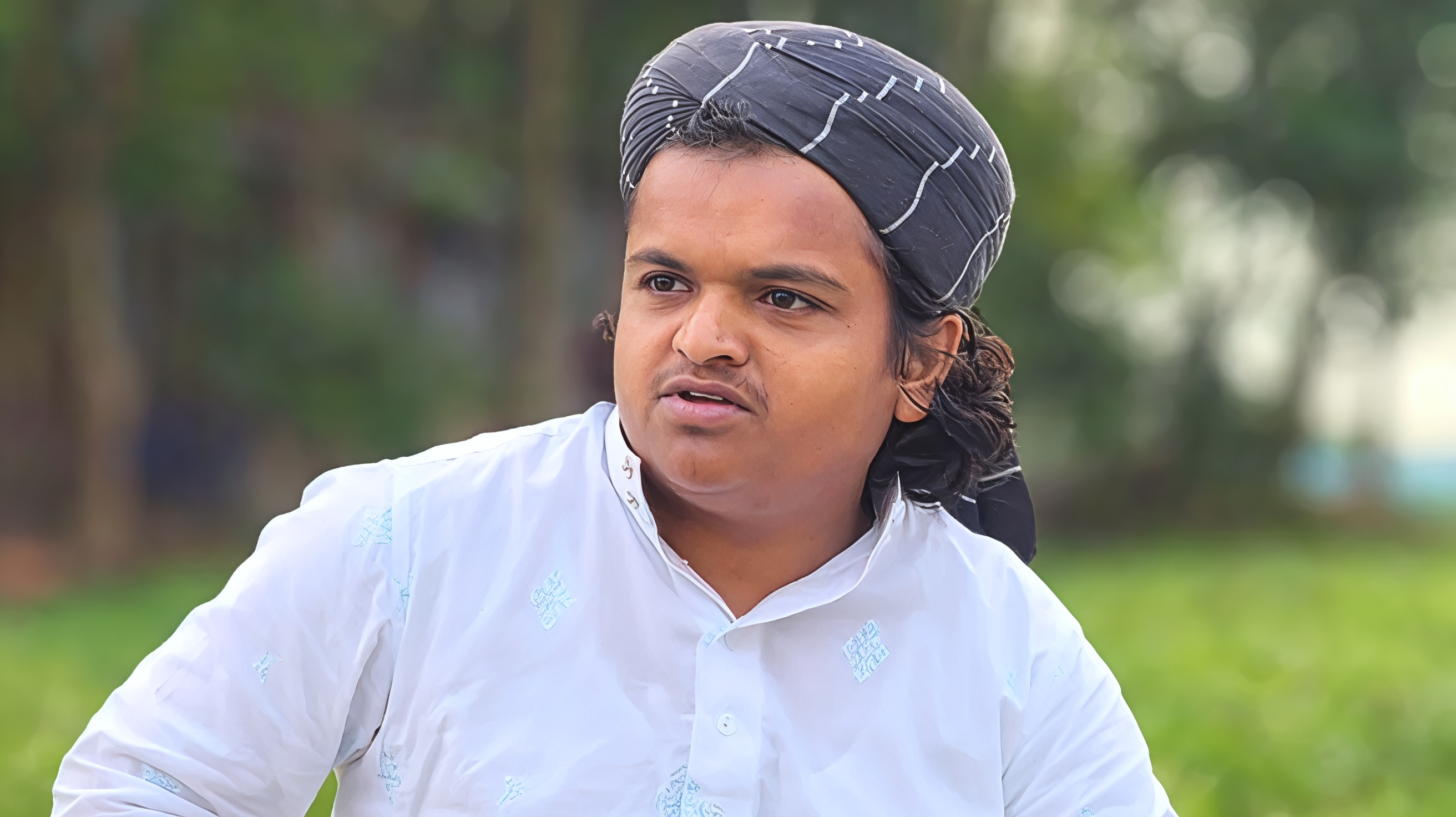 হুজুররা হাসনাতের বেলায় চেতছে, বিএনপির বেলায় চুপ: মাদানী