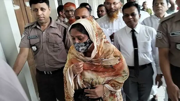 কতবার কইছি বইন দরজাটা খুল, সে খুলে নাই : আদালতে রামিসার মা