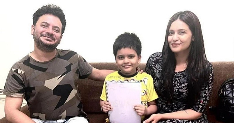 সবাইকে কাঁদাচ্ছে ছেলেকে লেখা শেষ চিঠি, কী লিখেছিলেন রাহুল?