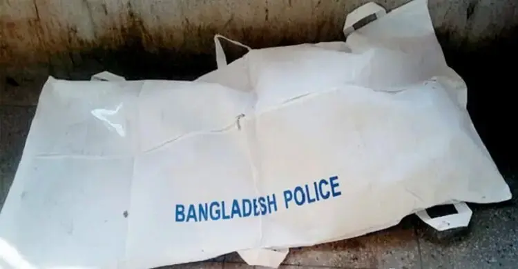 মুকাররমকে বাসায় ডেকে সাত টুকরা করলেন প্রেমিকা