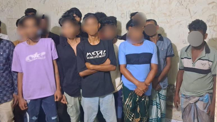 কুমিল্লায় ফের কিশোর গ্যাংবিরোধী অভিযান, আটক ২৫৪