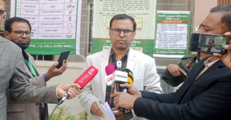 এক কেন্দ্রে দুই ঘণ্টায় পড়লো ৯.৪২ শতাংশ ভোট