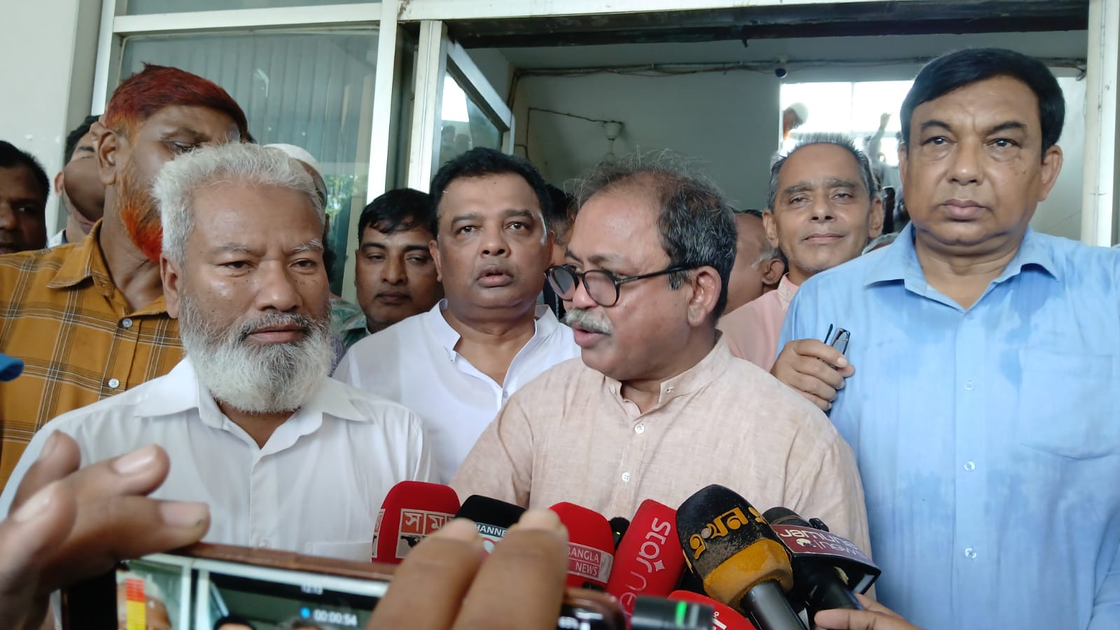 ঠাকুরগাঁও-১ আসনের উপনির্বাচনে ৬ প্রার্থীর মনোনয়নপত্র দাখিল
