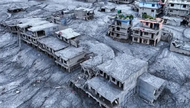 নেপালে বন্যায় নিহত বেড়ে ৭৩৪, নিখোঁজ ২,৪৯৮