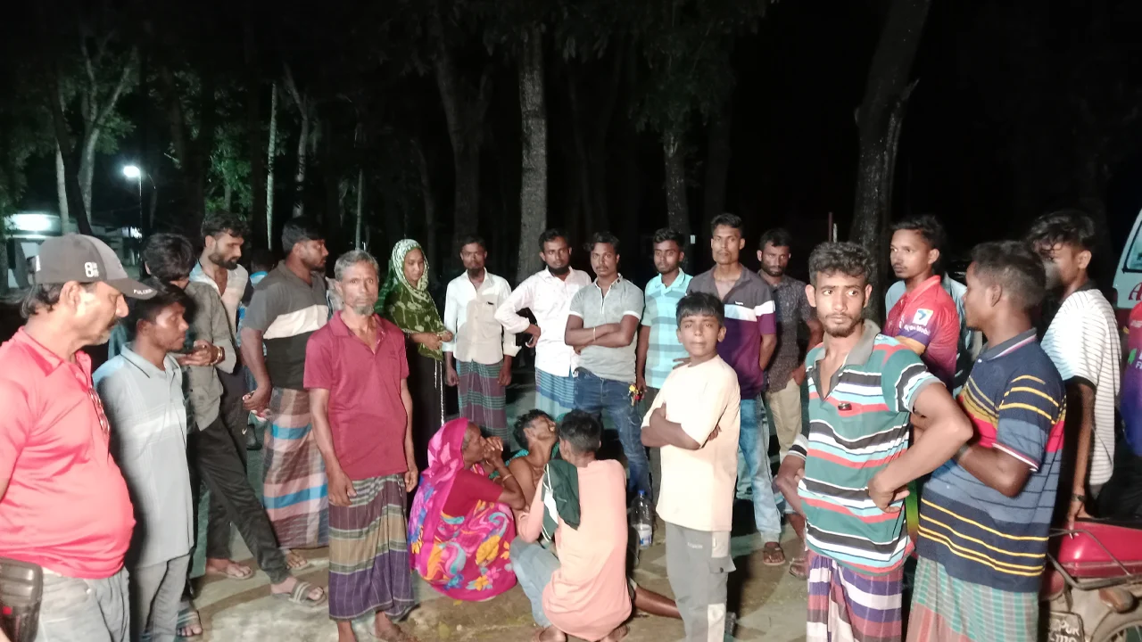 বোয়ালমারীতে এক গৃহবধুর বিয়ের পাঁচ মাস পর রহস্যজনক মৃত্যু