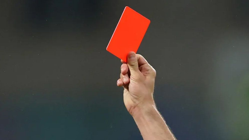 ‘মুখ ঢেকে’ কথা বললেই দেখতে হবে লাল কার্ড