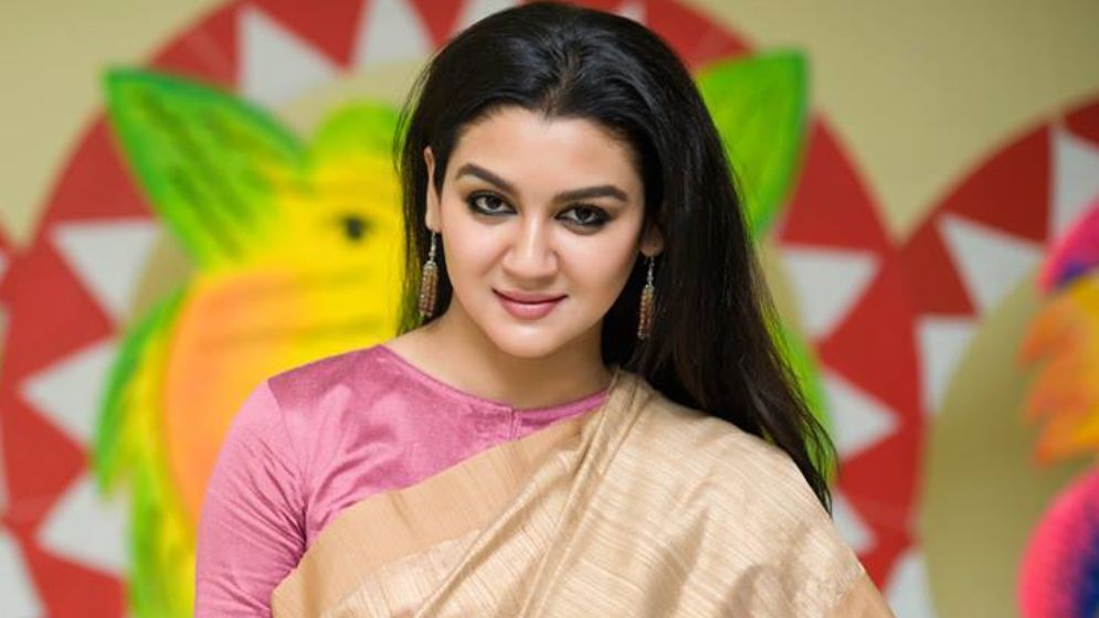 ডিম-মাছ খেতে পারছি না, মনে হচ্ছে প্রাণী হত্যা করছি: জয়া আহসান