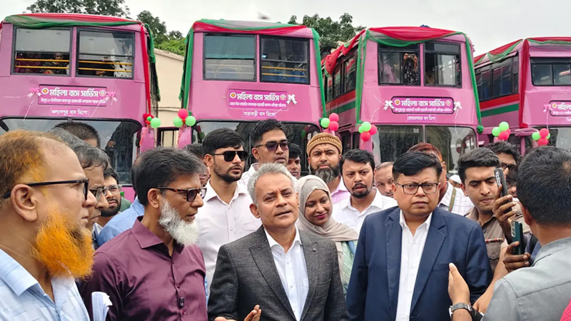 নারীদের জন্য চালু হলো ‘পিংক বাস’ সার্ভিস, চলবে ১৪ রুটে