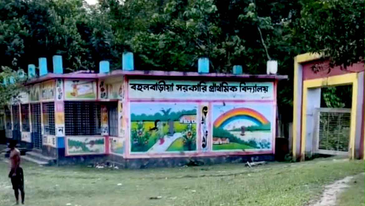 সীমাবদ্ধতার মধ্যেও ৩৪ বছর ধরে শিশুদের ভবিষ্যৎ গড়ার চেষ্টা