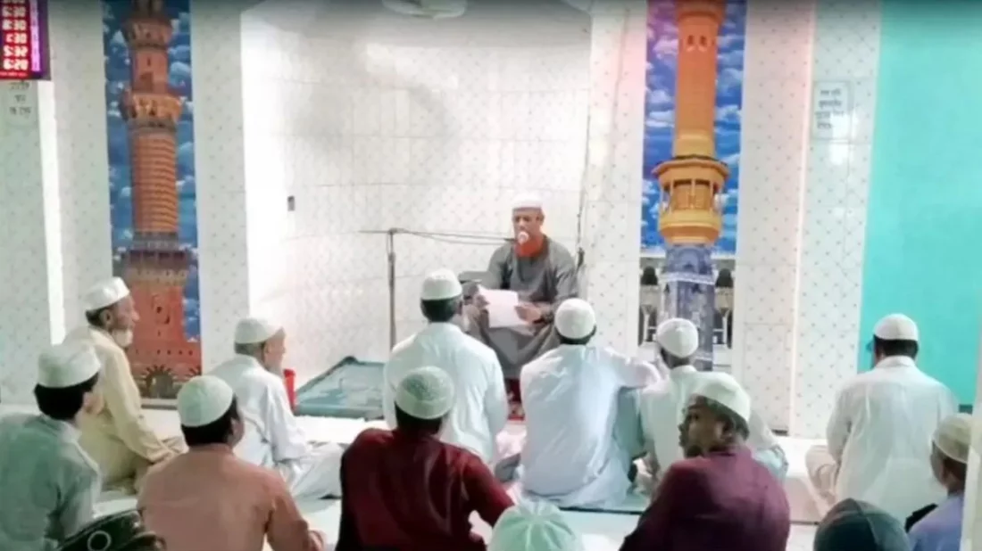 মাদকের সঙ্গে যুক্ত থাকলে মৃত্যুর পর এলাকায় ‘দাফন না করার’ ঘোষণা