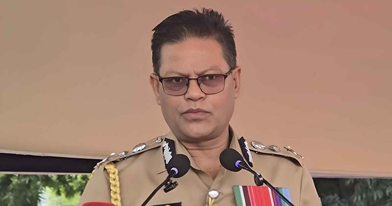 জনগণকে নিয়ে অপরাধ দমনের জন্য পুলিশ কর্মকর্তাদেরকে নির্দেশ আইজিপির