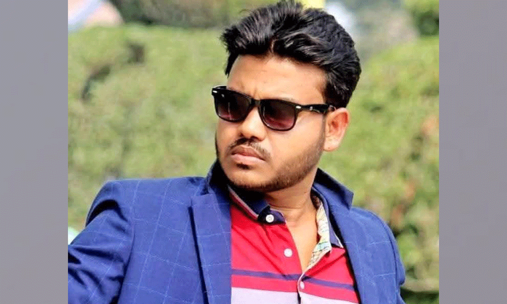 তারাবি পড়ে বাড়ি ফিরছিলেন গ্রাম্য চিকিৎসক, এলোপাতাড়ি কুপিয়ে হত্যা