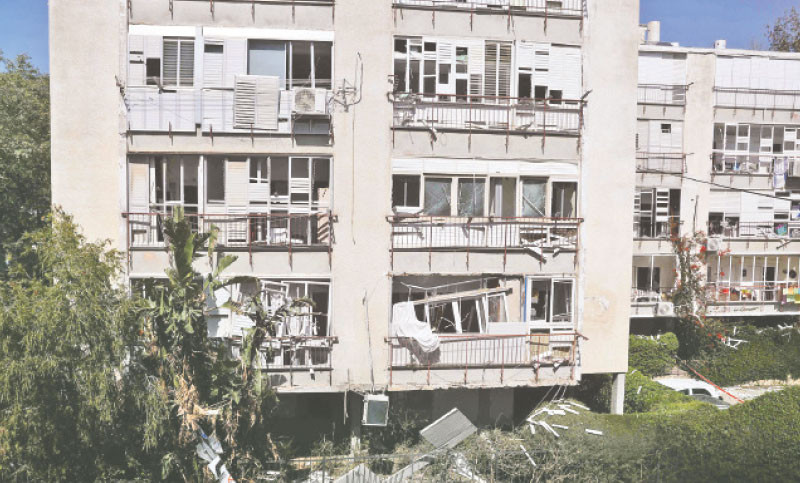 নতুন মোড় নিচ্ছে যুদ্ধ