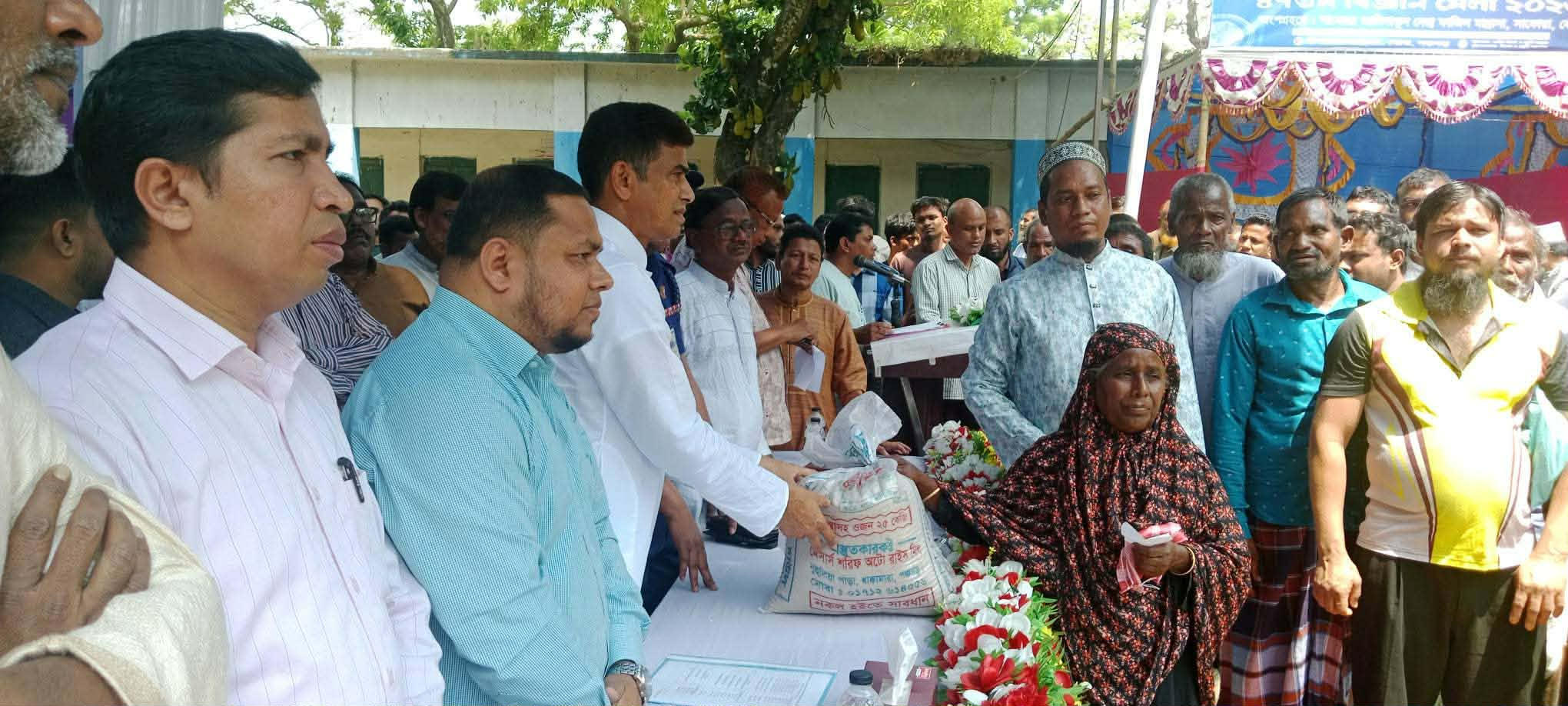 পঞ্চগড়ে বিজ্ঞান মেলার উদ্বোধন ও দুর্যোগে ক্ষতিগ্রস্তদের ত্রাণ বিতরণ