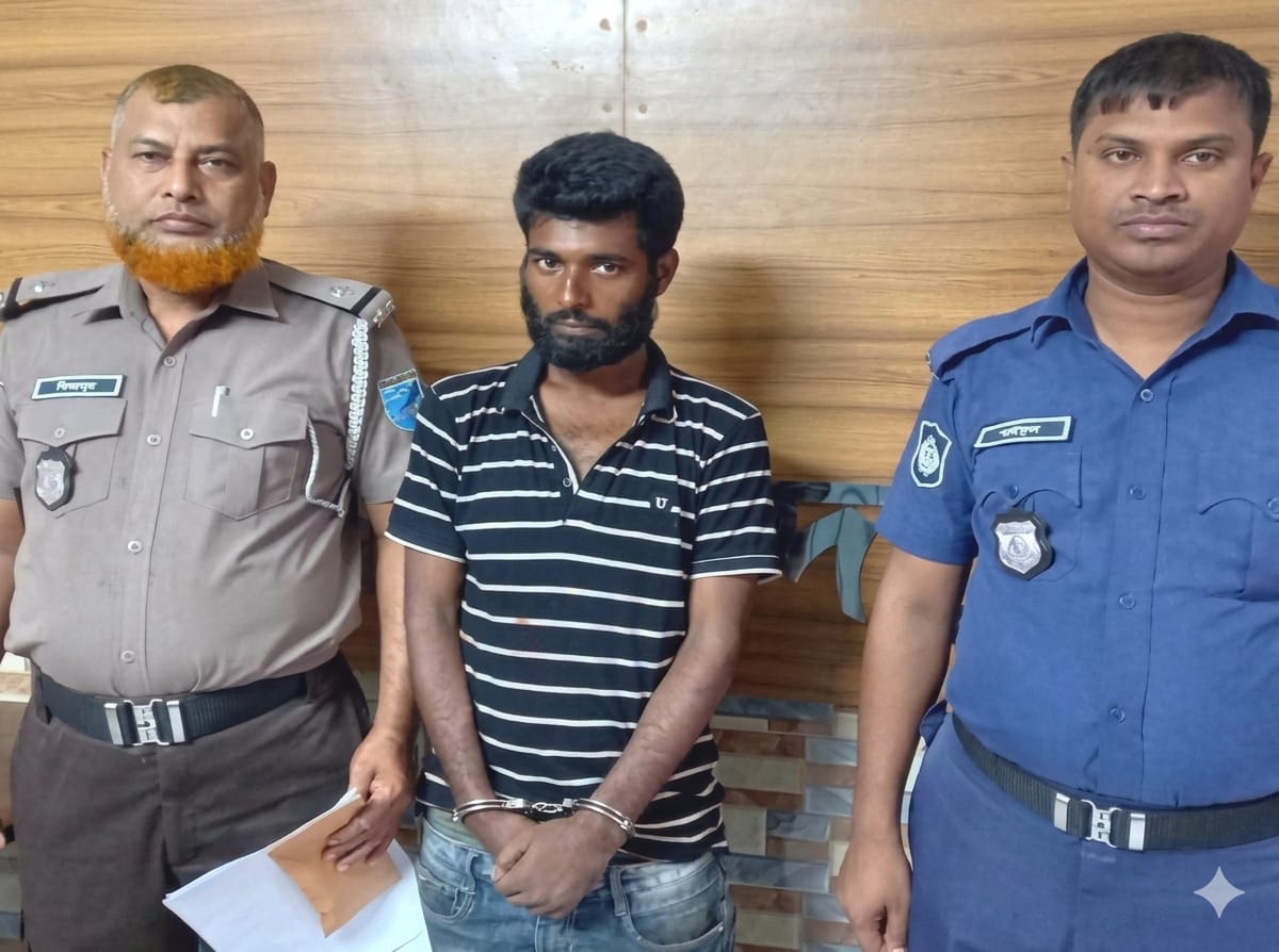 ফরিদপুরে পথচারীদের আতঙ্ক সিরিঞ্জ তুফানকে আবারও আটক করেছে পুলিশ, শহরে স্বস্তি