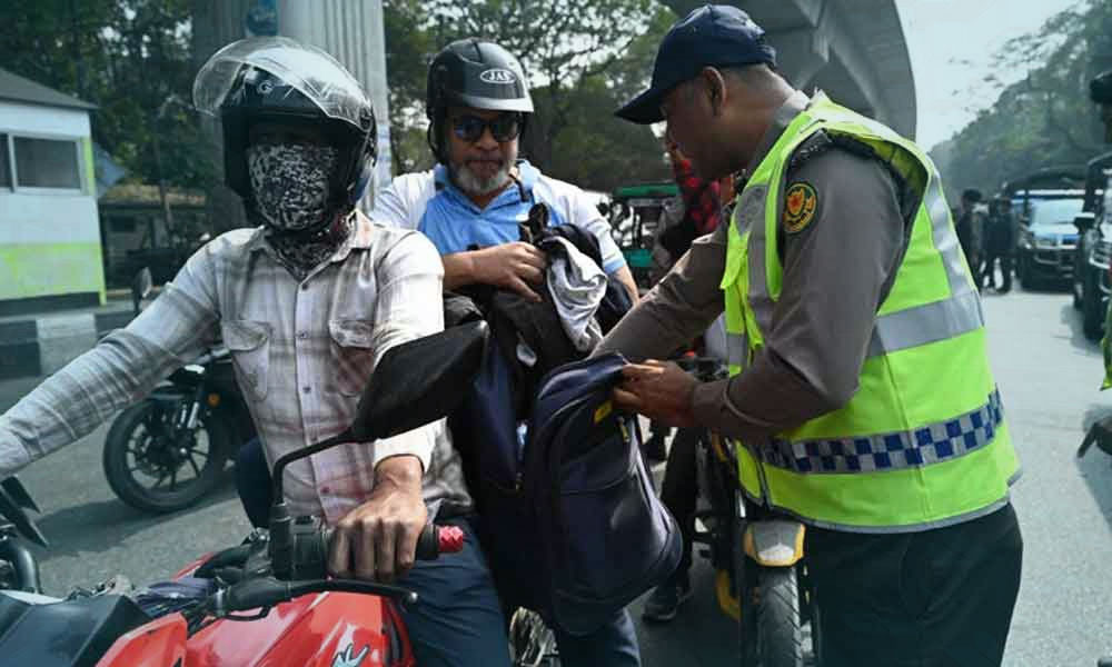 রাজধানীর দুই শতাধিক চেকপোস্টে তল্লাশি, নিরাপত্তা জোরদার