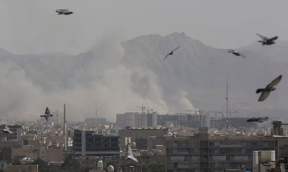 ইরানে বিদ্যালয়ে ইসরায়েলের ক্ষেপণাস্ত্র, নিহত শিক্ষার্থীর সংখ্যা বেড়ে ৪০