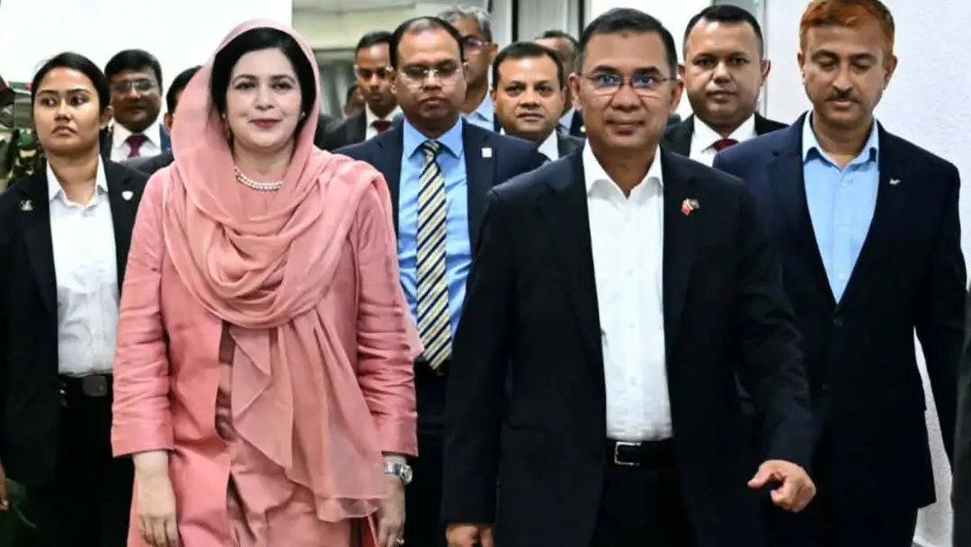 মালয়েশিয়া ও চীন সফর শেষে দেশে ফিরলেন প্রধানমন্ত্রী তারেক রহমান
