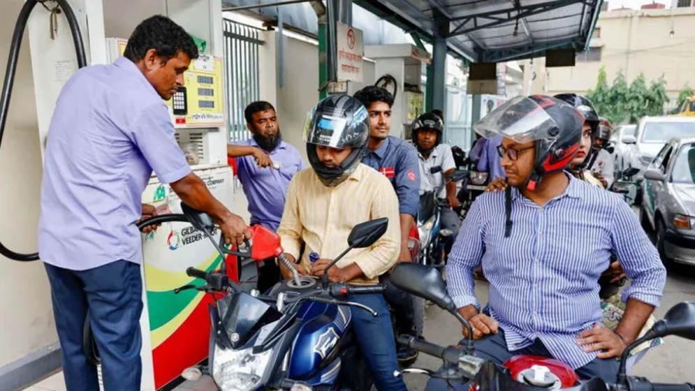 দেশের সব পেট্রোল পাম্পে নিয়োগ করা হবে ট্যাগ অফিসার