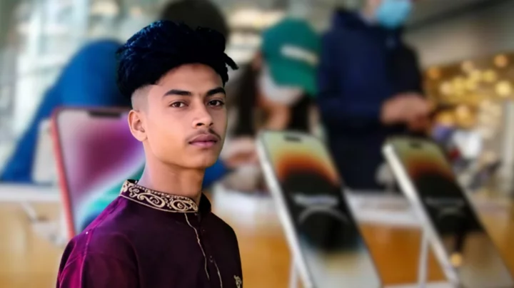 কোলের সন্তান বিক্রি করে আইফোন কিনলেন বাবা