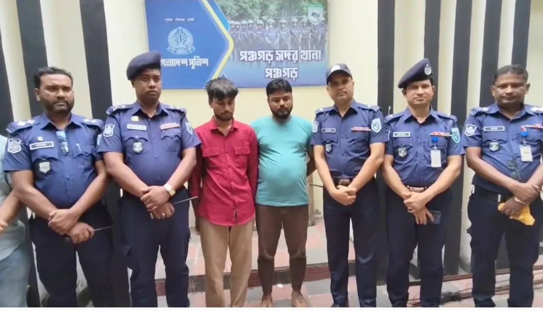 ভুল চিকিৎসার অপবাদ দিয়ে চিকিৎসককে মারধর: রংপুর থেকে গ্রেপ্তার ২