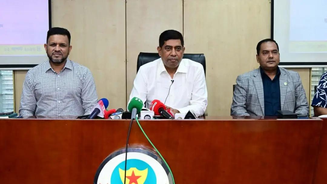 পুলিশের যানবাহনে হামলার সুনির্দিষ্ট গোয়েন্দা তথ্য নেই, শুধু ‘রিমাইন্ডার’
