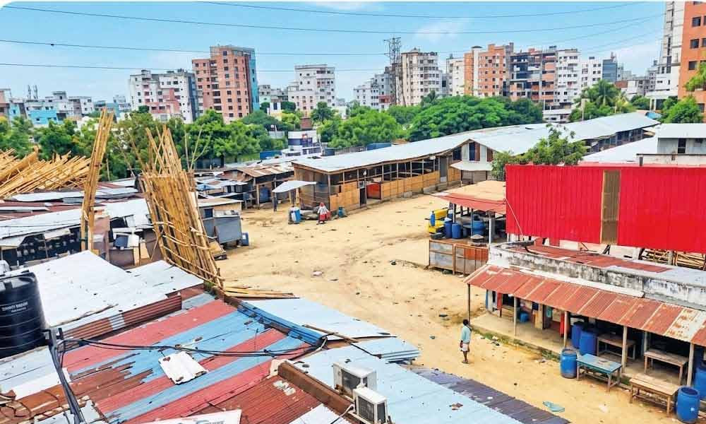 দেড় হাজার কোটি  টাকার জমি ২১ বছর ‘সংঘবদ্ধ চক্র’র দখলে