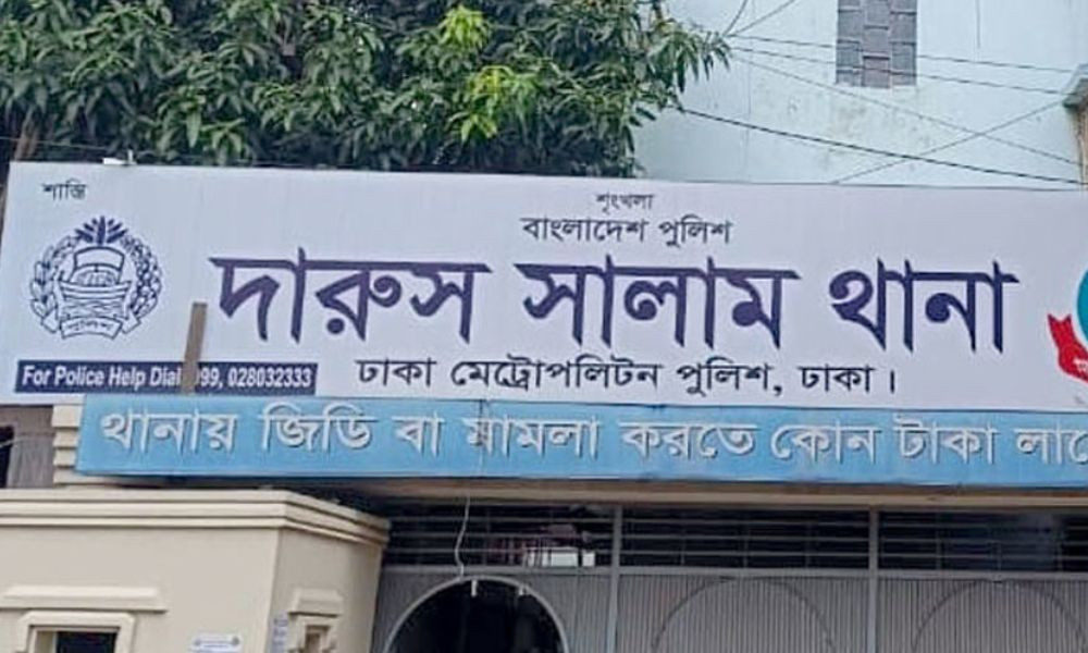 কান্নাকাটি করায় ৩ মাসের শিশুকে মুখ চেপে হত্যা, সৎ বাবা আটক