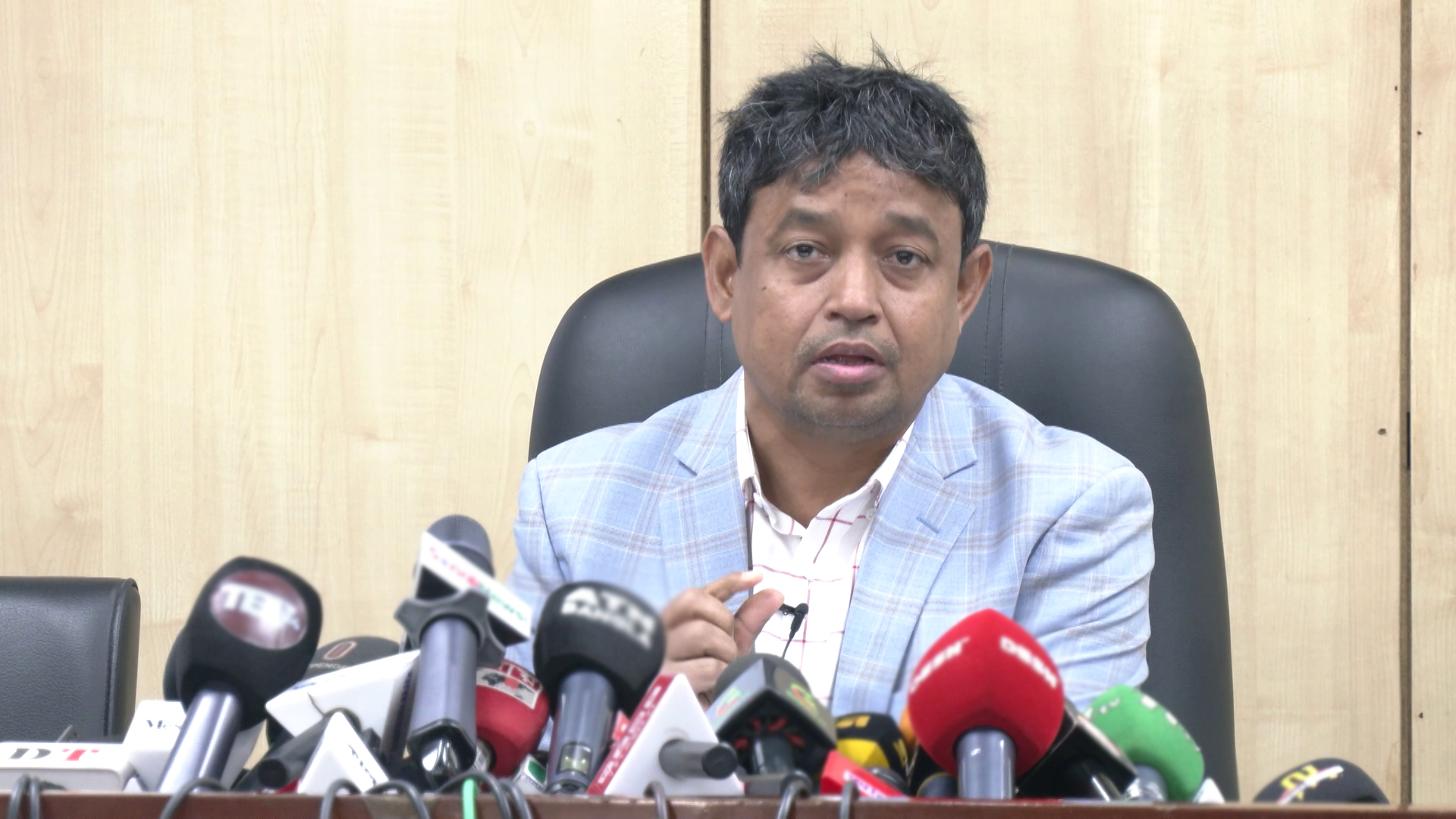 মাদক নিরাময়কেন্দ্রের আড়ালে বন্দিশালা:  ডিবি হারুনকে নিয়ে বেরিয়ে এলো চাঞ্চল্যকর তথ্য
