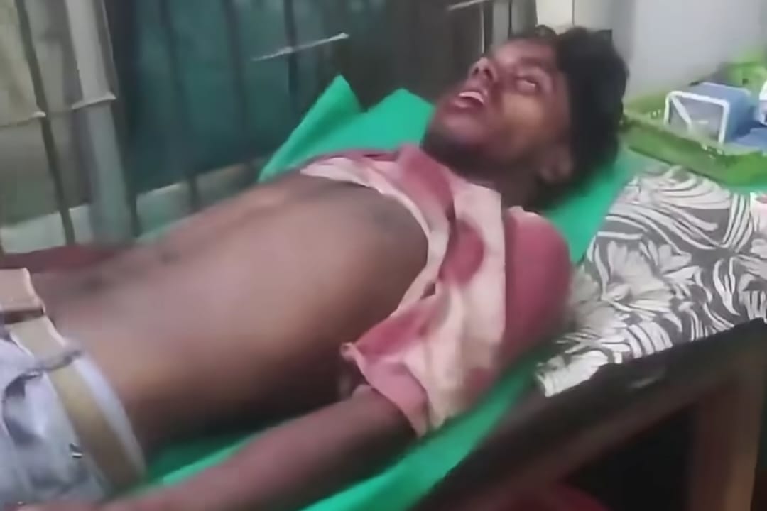 মহম্মদপুরে  সড়ক দুর্ঘটনায় এসএসসি পরীক্ষার্থী নিহত, আহত দুই