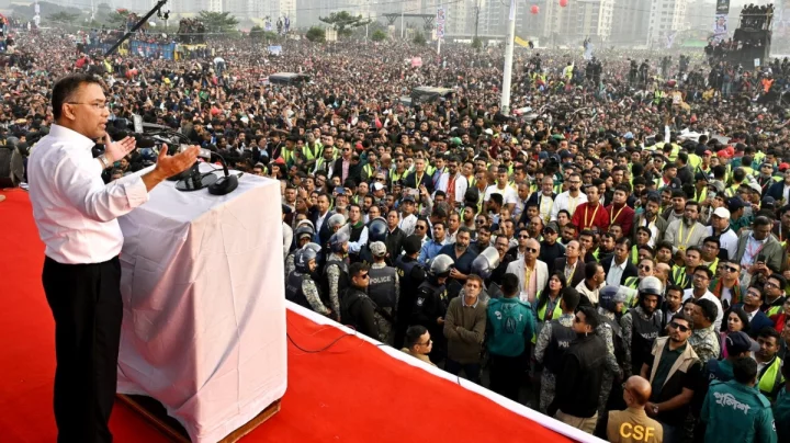 প্রধানমন্ত্রী তারেক রহমানের কাজে সমর্থন দেশের ৭৫.৩ শতাংশ মানুষের