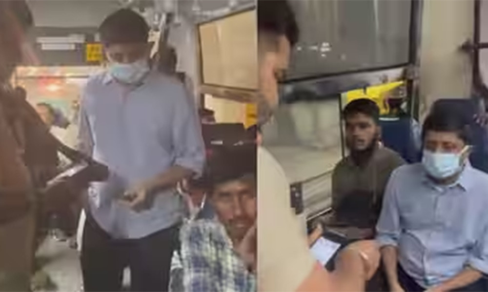 ভাঙতি না থাকায় পরিবহনমন্ত্রীকে বাস থেকে নামিয়ে দিলেন কন্ডাক্টর