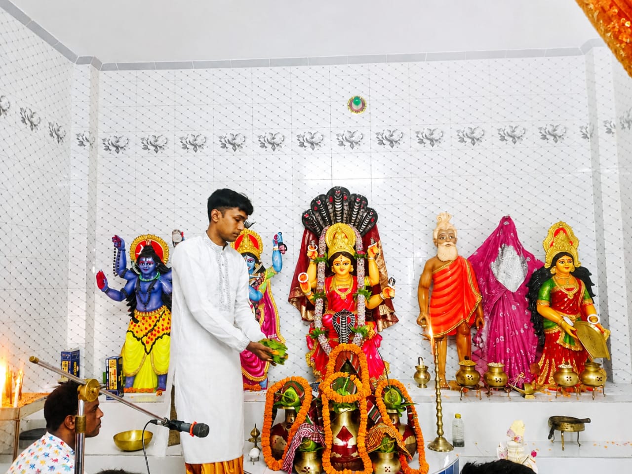 গলাচিপায় আনন্দঘন পরিবেশে মা-মনসা পূজা অনুষ্ঠিত