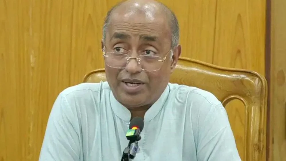 পার্শ্ববর্তী দেশ থেকে ড্রোনের মাধ্যমে মাদক ঢুকছে: আইনমন্ত্রী
