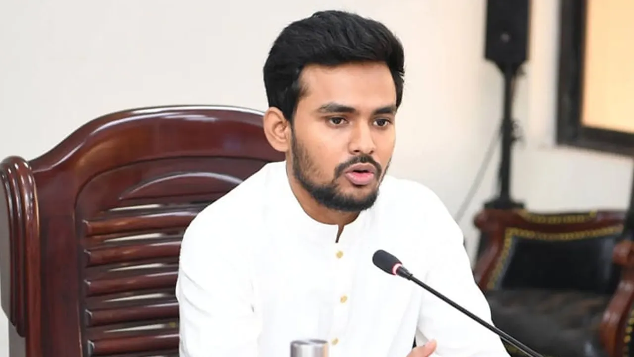 নোংরামিতে নিজেকে জড়াতে চাই না : আসিফ মাহমুদ