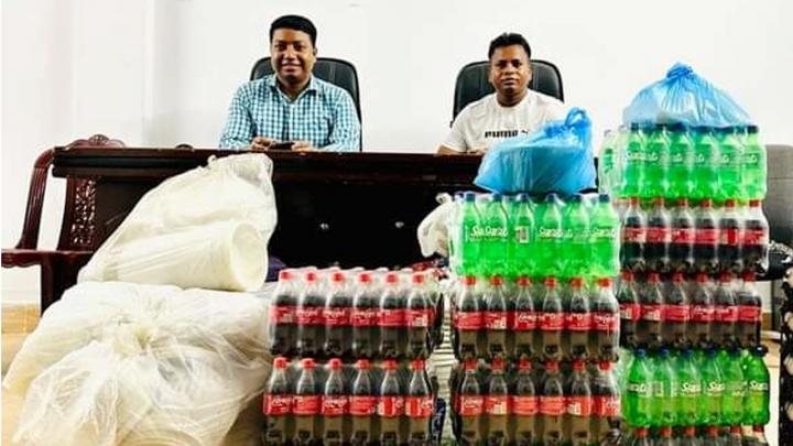 বয়কটের মধ্যেও কোকাকোলার পক্ষে জবি ছাত্রলীগ?