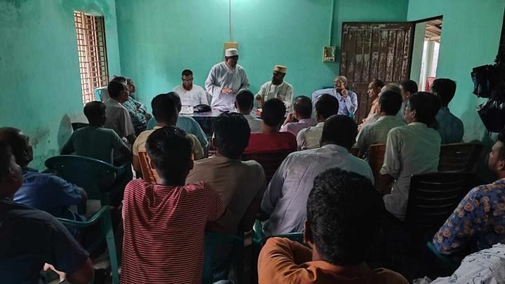 দূর্গাপূজা উপলক্ষে হিলিতে সনাতন ধর্মাবলম্বীদের সাথে জামায়াত ইসলামীর মতবিনিময় সভা অনুষ্ঠিত দূর্গাপূজা উপলক্ষে হিলিতে সনাতন ধর্মাবলম্বীদের সাথে জামায়াত ইসলামীর মতবিনিময় সভা অনুষ্ঠিত