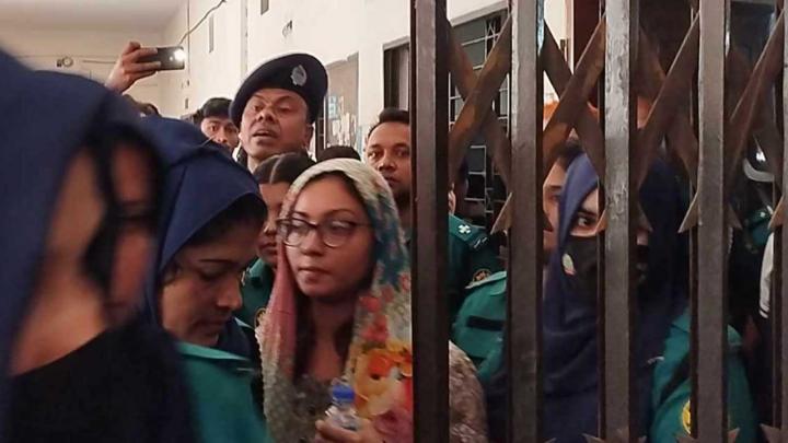 এবার প্রতারণার মামলায় গ্রেপ্তার মডেল মেঘনা আলম