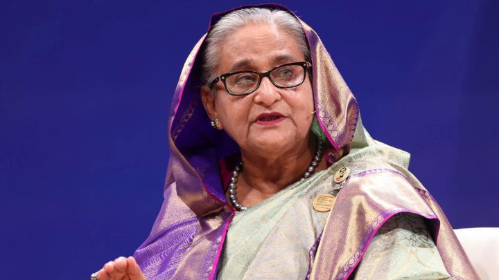 ইন্টারপোলে শেখ হাসিনাসহ ১২ জনের বিরুদ্ধে ‘রেড নোটিশ’ জারির আবেদন