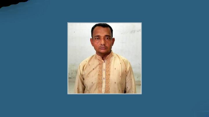 চট্টগ্রামে মেয়েকে ধর্ষণের অভিযোগে বাবা গ্রেপ্তার